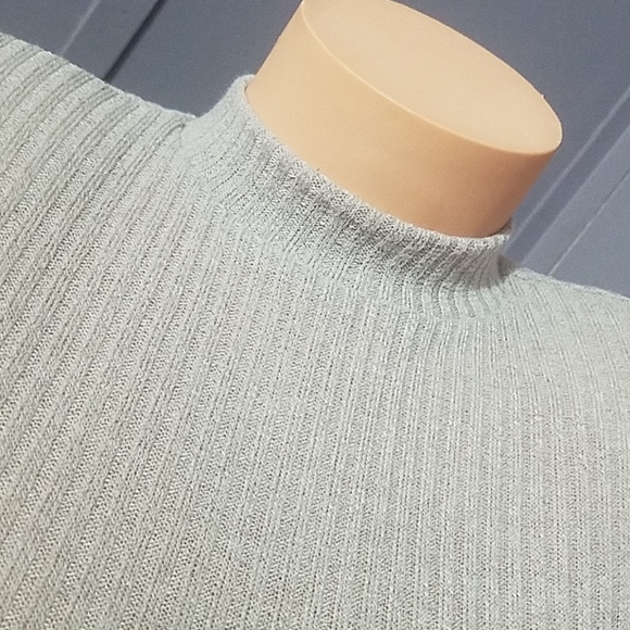 Stunning Imported Sweater Dress MUST SEE - Picture 7 of 9